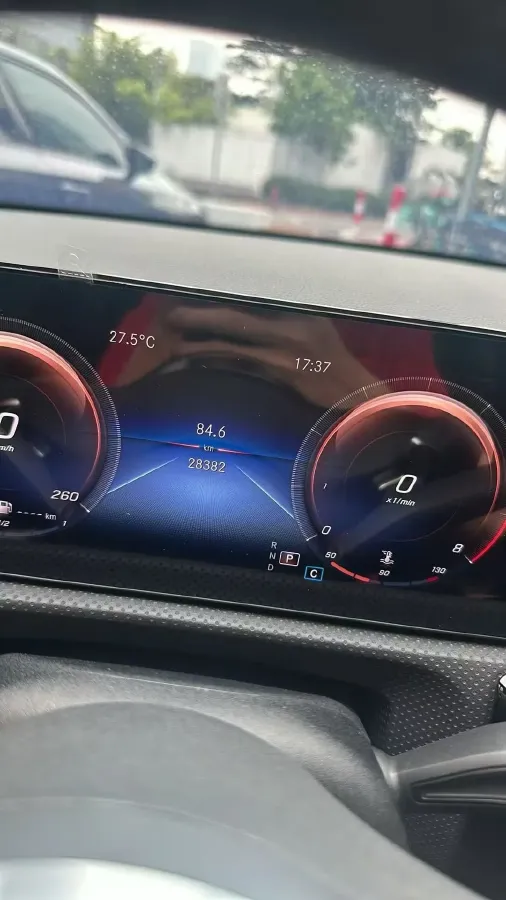 2022 Mercedes-Benz A Class 1.3T 163HP L4 7DCT,autocango,china used car exporter,china ev exporter,chinese used car exporter,chinese used ev exporter