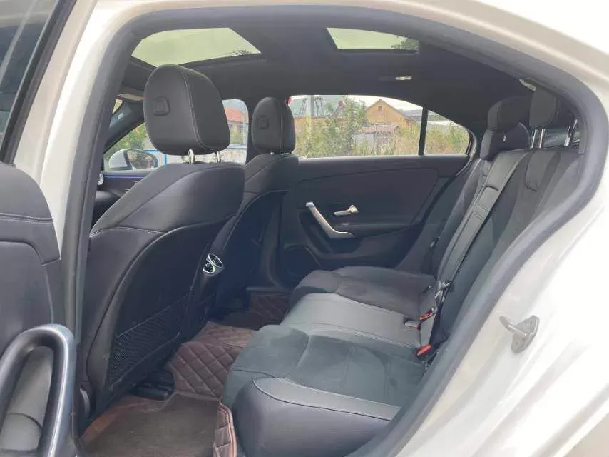2022 Mercedes-Benz A Class 1.3T 163HP L4 7DCT,autocango,china used car exporter,china ev exporter,chinese used car exporter,chinese used ev exporter
