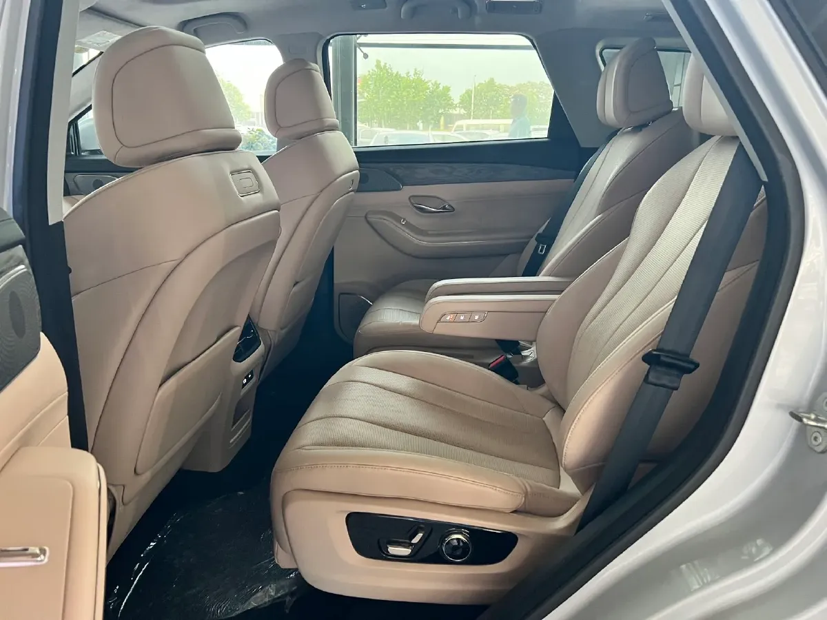 2025 Jetour ShanHai L9 1.5T 156HP L4 2DHT PHEV,autocango,china used car exporter,china ev exporter,chinese used car exporter,chinese used ev exporter