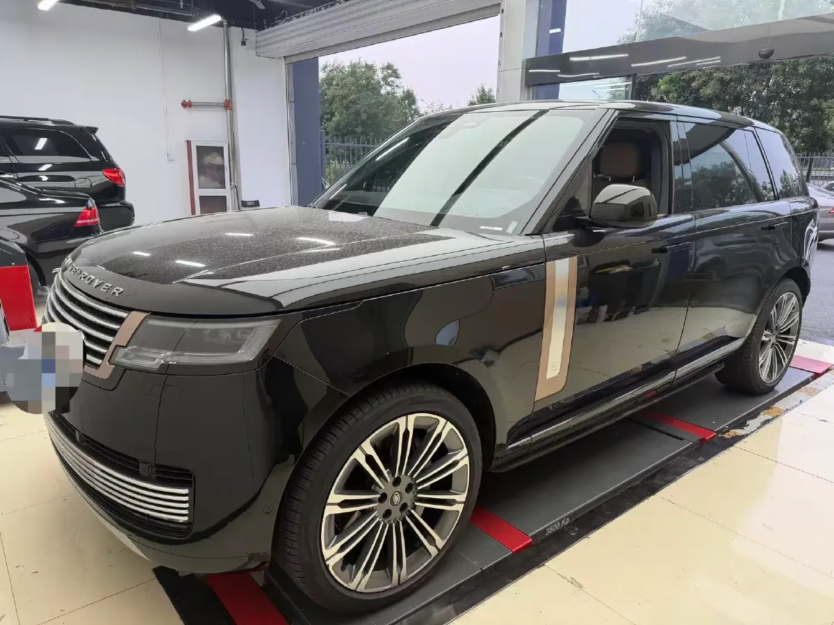 2024 Land Rover Range Rover 3.0T 400HP L6 8AT,autocango,china used car exporter,china ev exporter,chinese used car exporter,chinese used ev exporter