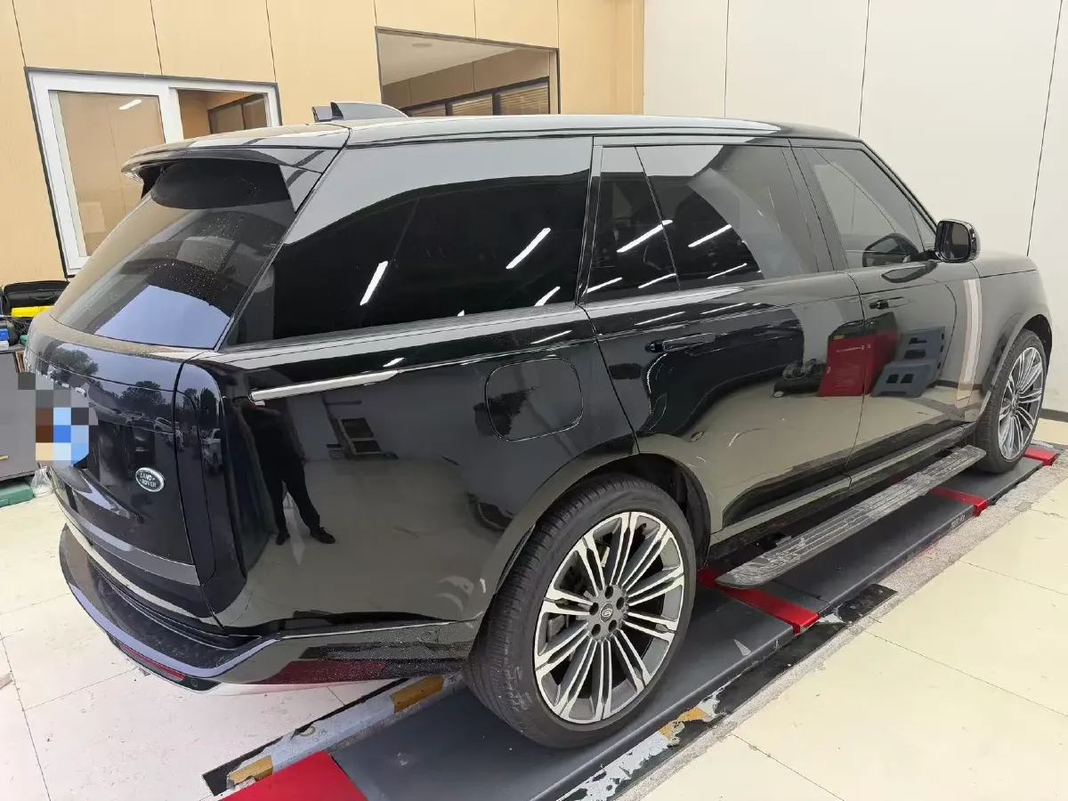 2024 Land Rover Range Rover 3.0T 400HP L6 8AT,autocango,china used car exporter,china ev exporter,chinese used car exporter,chinese used ev exporter