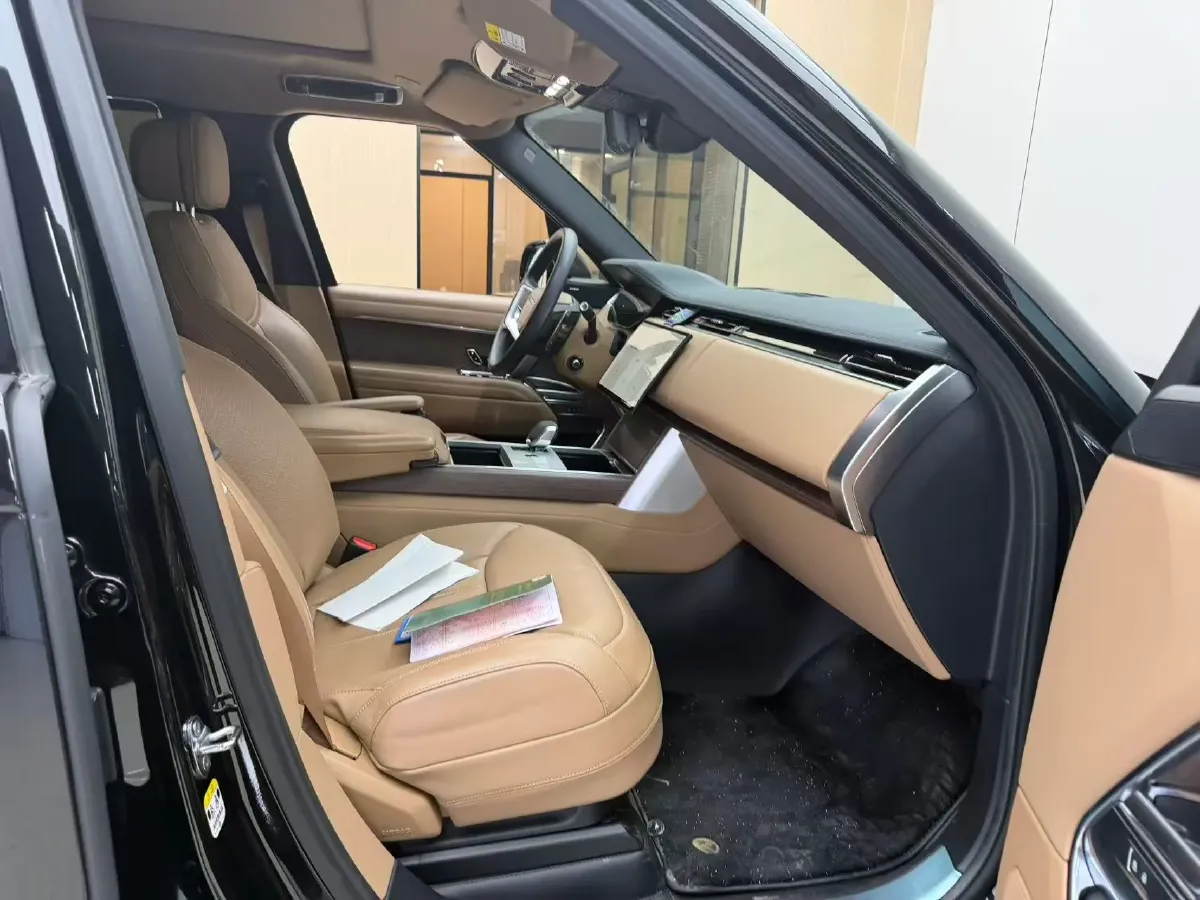2024 Land Rover Range Rover 3.0T 400HP L6 8AT,autocango,china used car exporter,china ev exporter,chinese used car exporter,chinese used ev exporter