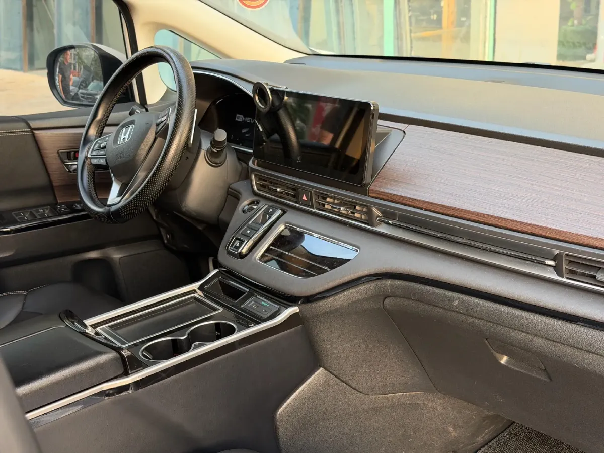 2022 Honda Odyssey 2.0L 146HP L4 E-CVT Hybrid,autocango,china used car exporter,china ev exporter,chinese used car exporter,chinese used ev exporter