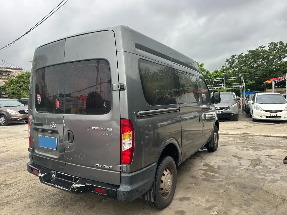 2017 MAXUS XinTu V80 2.5T 136HP L4 6MT,autocango,china used car exporter,china ev exporter,chinese used car exporter,chinese used ev exporter