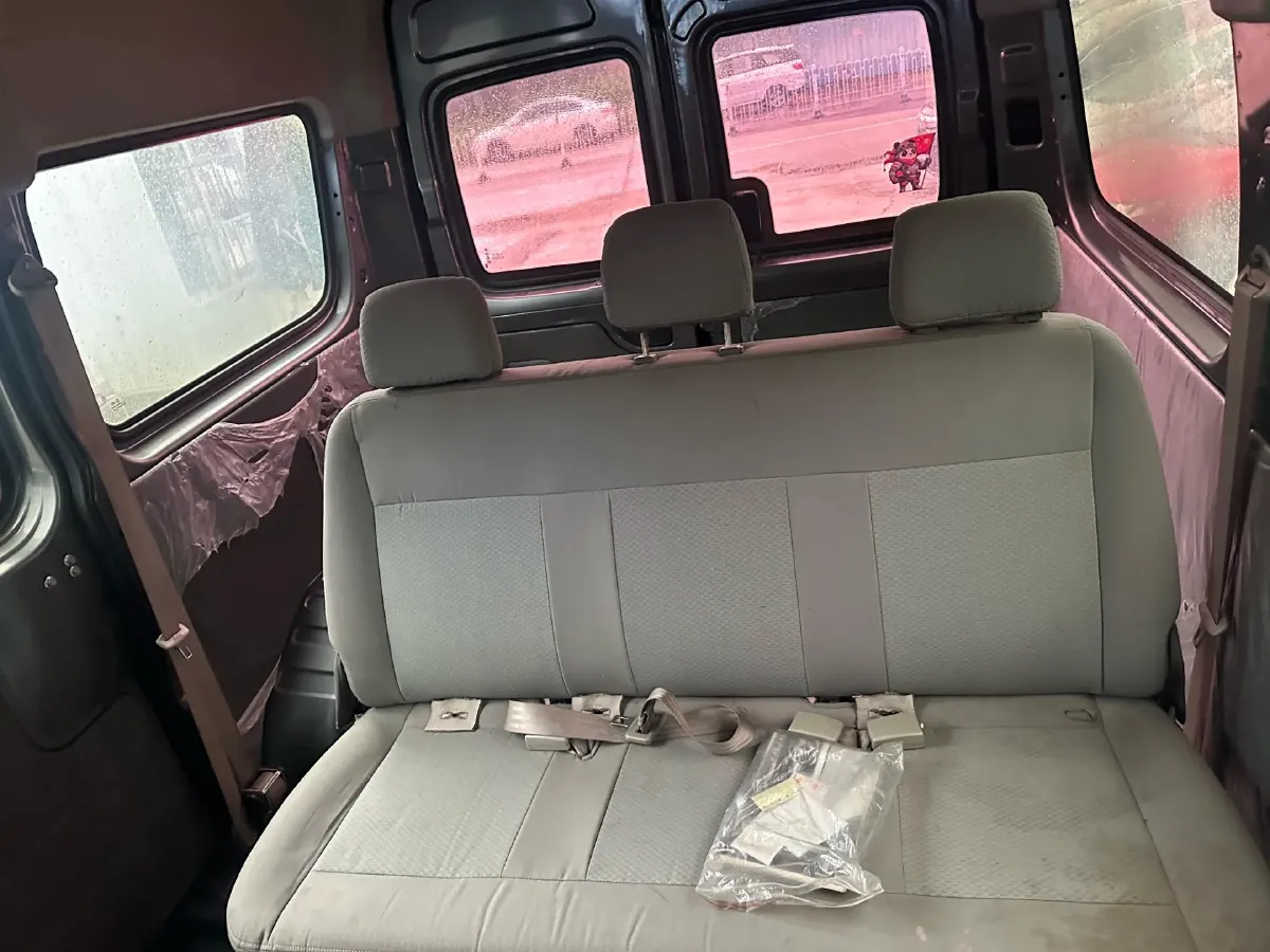 2017 MAXUS XinTu V80 2.5T 136HP L4 6MT,autocango,china used car exporter,china ev exporter,chinese used car exporter,chinese used ev exporter