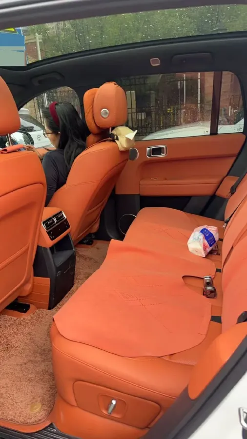 2024 Li L6 Range Extended 154HP L4 REEV 36.8KWH,autocango,china used car exporter,china ev exporter,chinese used car exporter,chinese used ev exporter