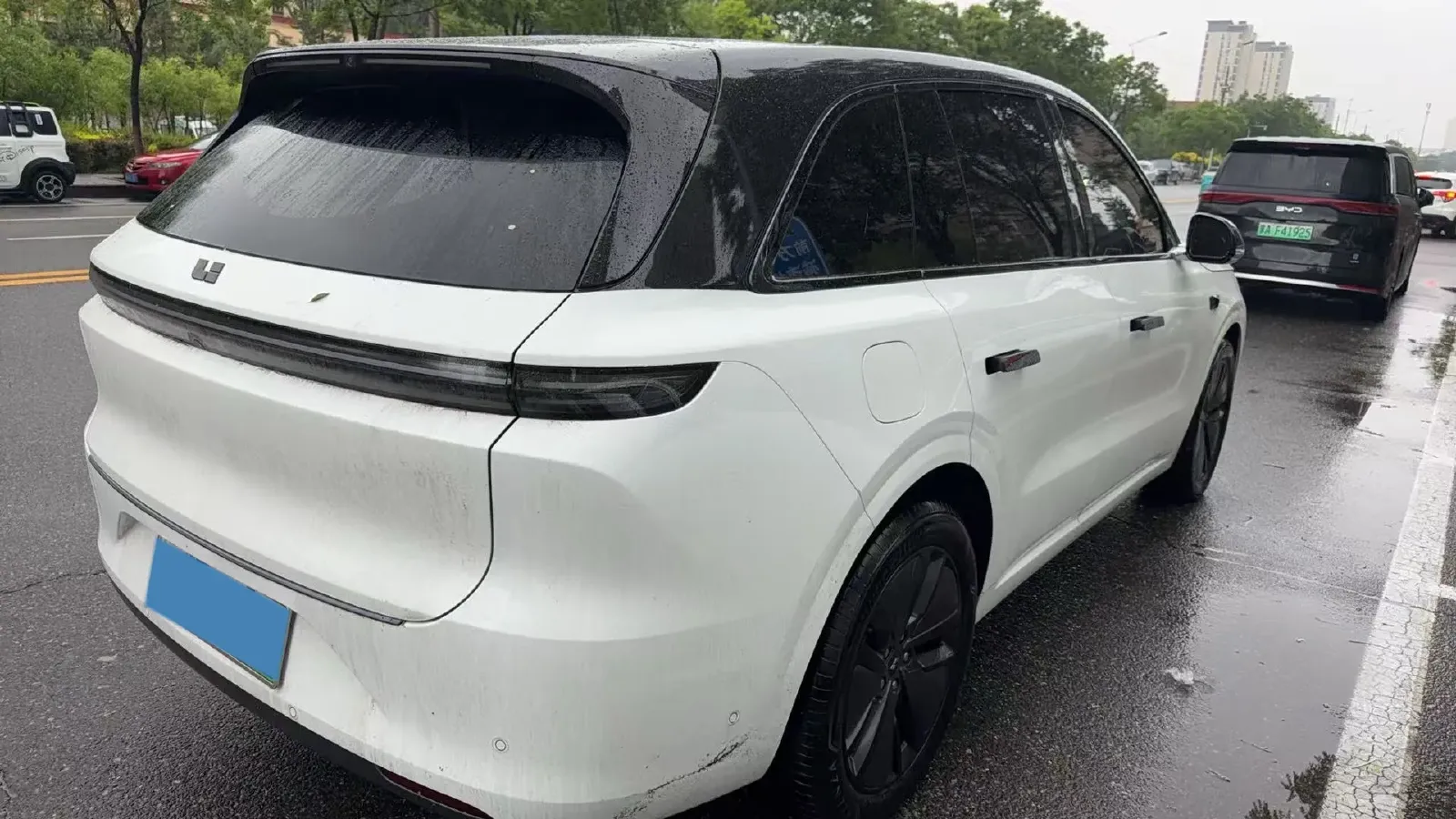 2024 Li L6 Range Extended 154HP L4 REEV 36.8KWH,autocango,china used car exporter,china ev exporter,chinese used car exporter,chinese used ev exporter