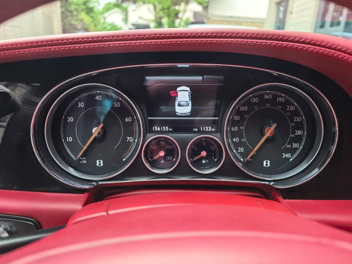 2017 Bentley Flying Spur 4.0T 528HP V8 8AT,autocango,china used car exporter,china ev exporter,chinese used car exporter,chinese used ev exporter