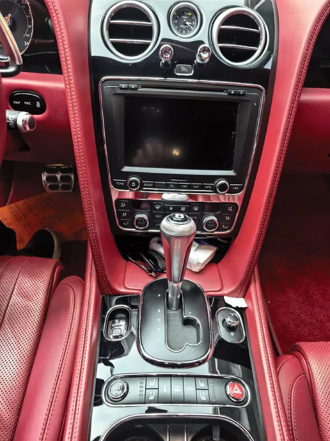 2017 Bentley Flying Spur 4.0T 528HP V8 8AT,autocango,china used car exporter,china ev exporter,chinese used car exporter,chinese used ev exporter