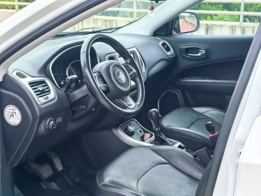 2018 Isuzu Mu-X 1.9T 163HP L4 6AT,autocango,china used car exporter,china ev exporter,chinese used car exporter,chinese used ev exporter