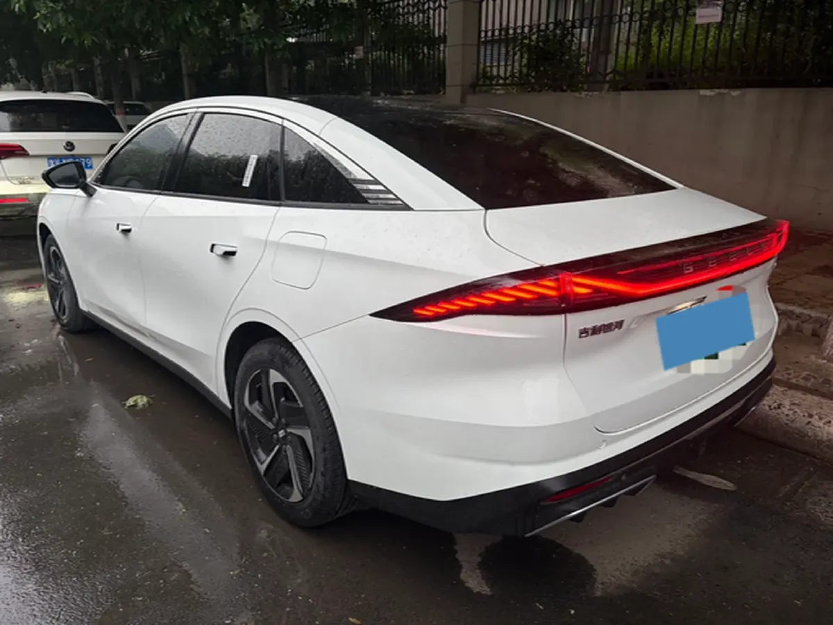 2023 Geely Galaxy L6 1.5T 163HP L4 3DHT PHEV,autocango,china used car exporter,china ev exporter,chinese used car exporter,chinese used ev exporter