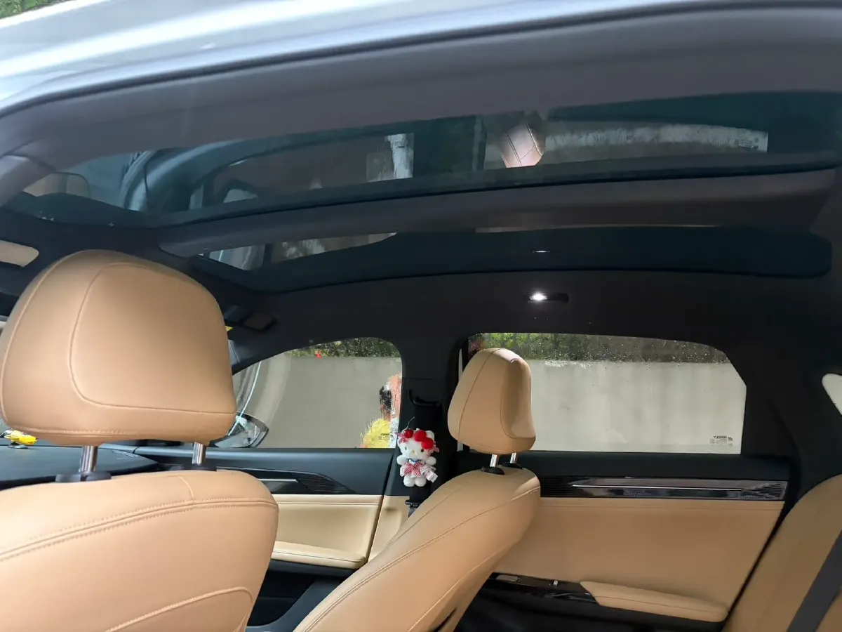 2023 Geely Galaxy L6 1.5T 163HP L4 3DHT PHEV,autocango,china used car exporter,china ev exporter,chinese used car exporter,chinese used ev exporter