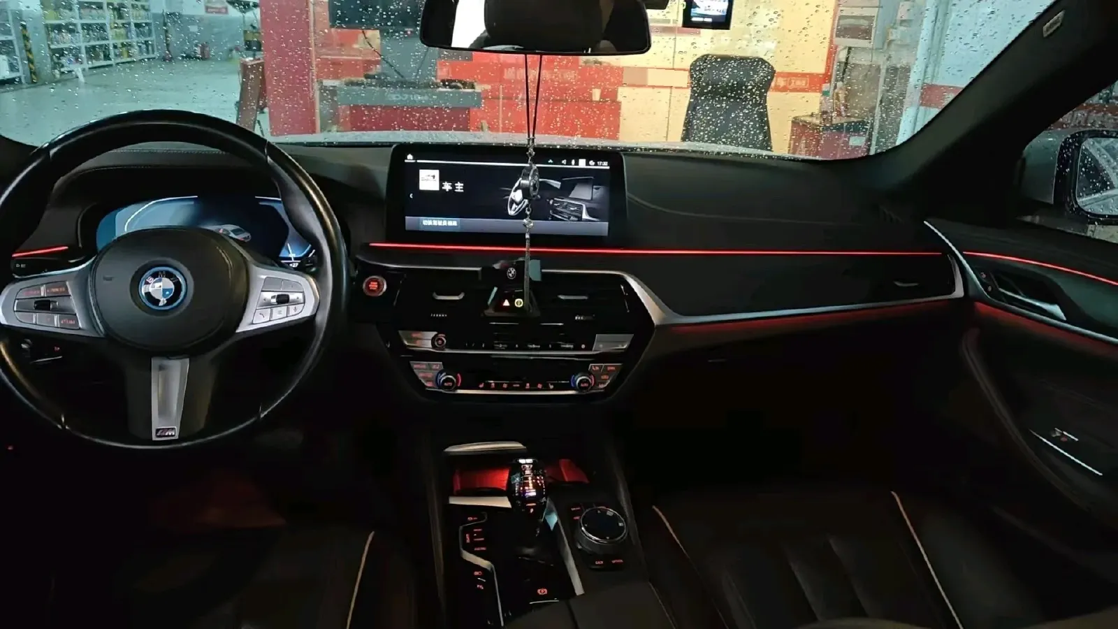 2022 BMW 5 Series 2.0T 184HP L4 8AT PHEV 17.7KWH,autocango,china used car exporter,china ev exporter,chinese used car exporter,chinese used ev exporter