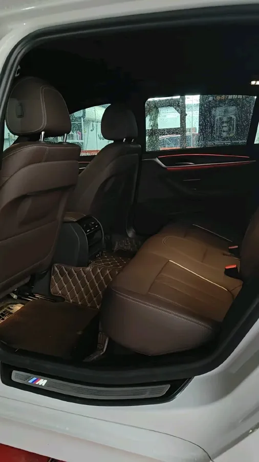 2022 BMW 5 Series 2.0T 184HP L4 8AT PHEV 17.7KWH,autocango,china used car exporter,china ev exporter,chinese used car exporter,chinese used ev exporter