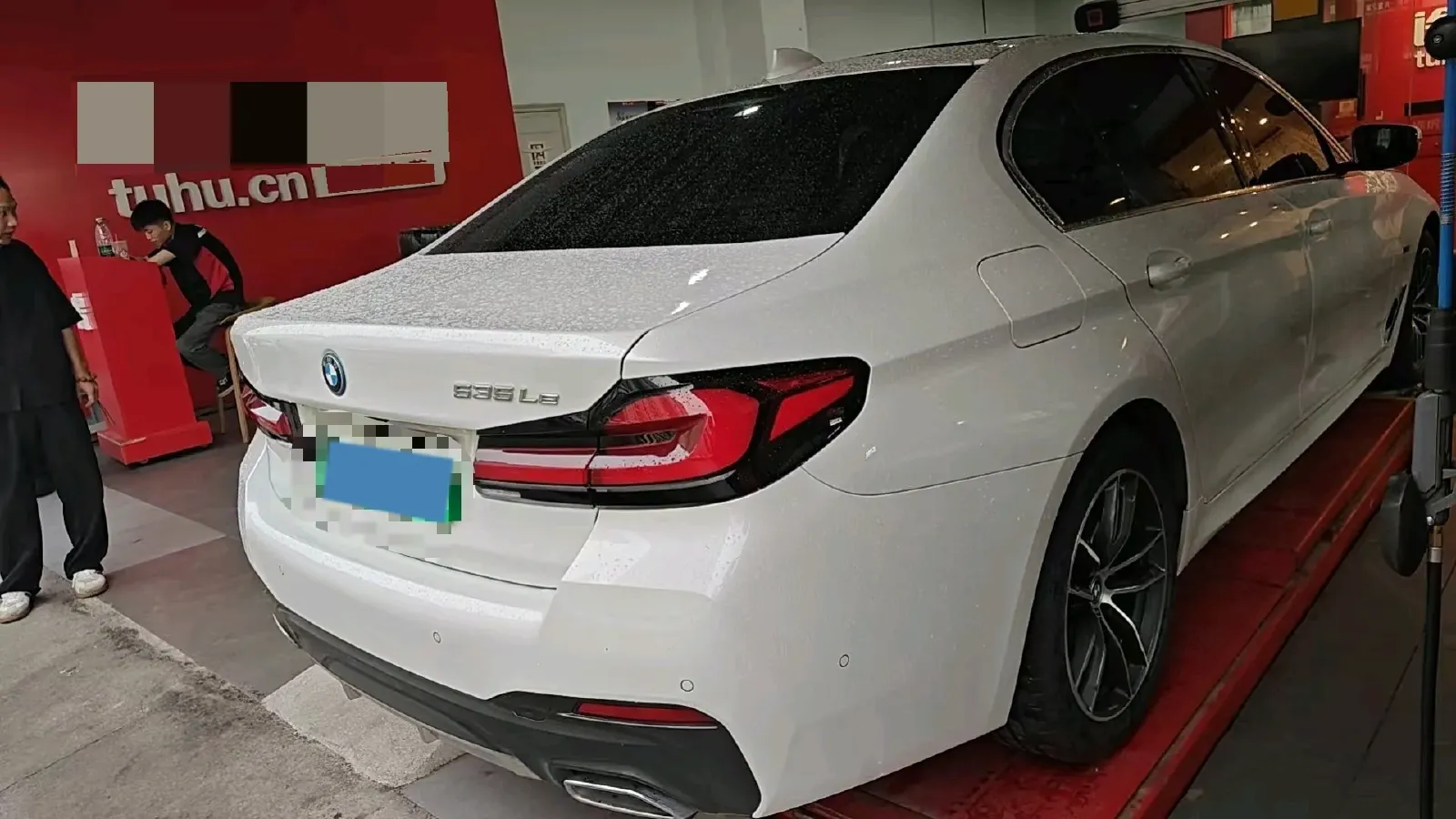 2022 BMW 5 Series 2.0T 184HP L4 8AT PHEV 17.7KWH,autocango,china used car exporter,china ev exporter,chinese used car exporter,chinese used ev exporter