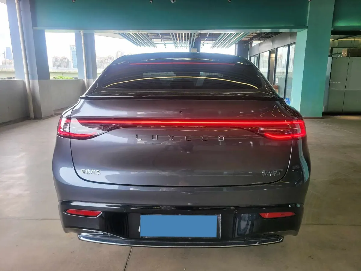 2025 Luxeed R7 REEV 156HP REEV 37KWH,autocango,china used car exporter,china ev exporter,chinese used car exporter,chinese used ev exporter