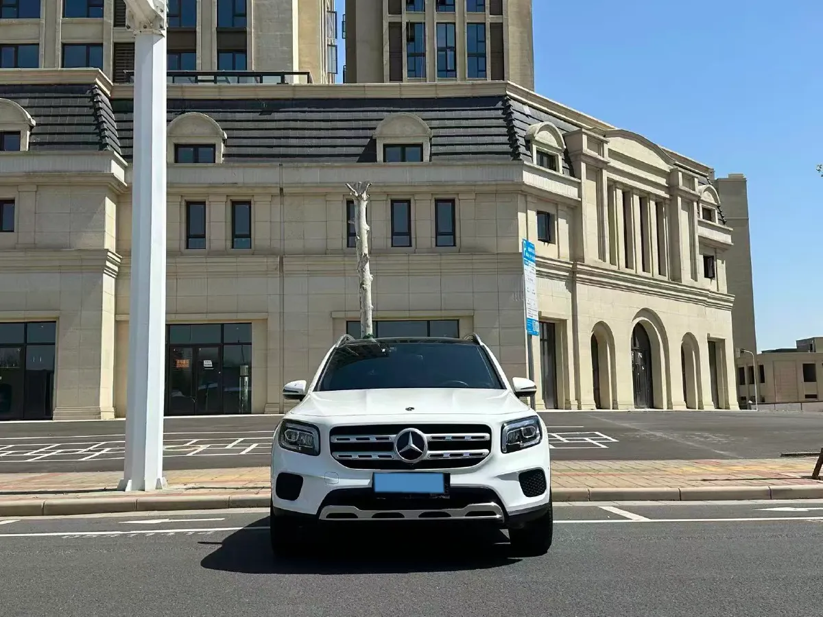 2022 Mercedes-Benz GLB Class 1.3T 163HP L4 7DCT,autocango,china used car exporter,china ev exporter,chinese used car exporter,chinese used ev exporter