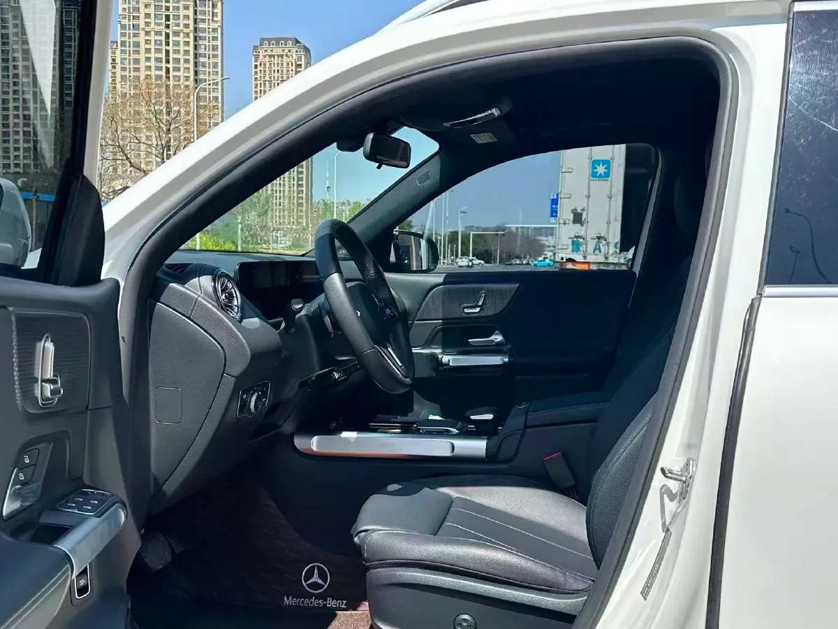 2022 Mercedes-Benz GLB Class 1.3T 163HP L4 7DCT,autocango,china used car exporter,china ev exporter,chinese used car exporter,chinese used ev exporter