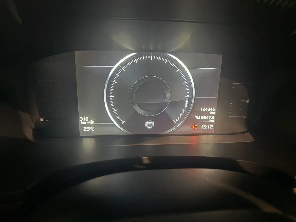 2018 Volvo S90 2.0T 190HP L4 8AT,autocango,china used car exporter,china ev exporter,chinese used car exporter,chinese used ev exporter