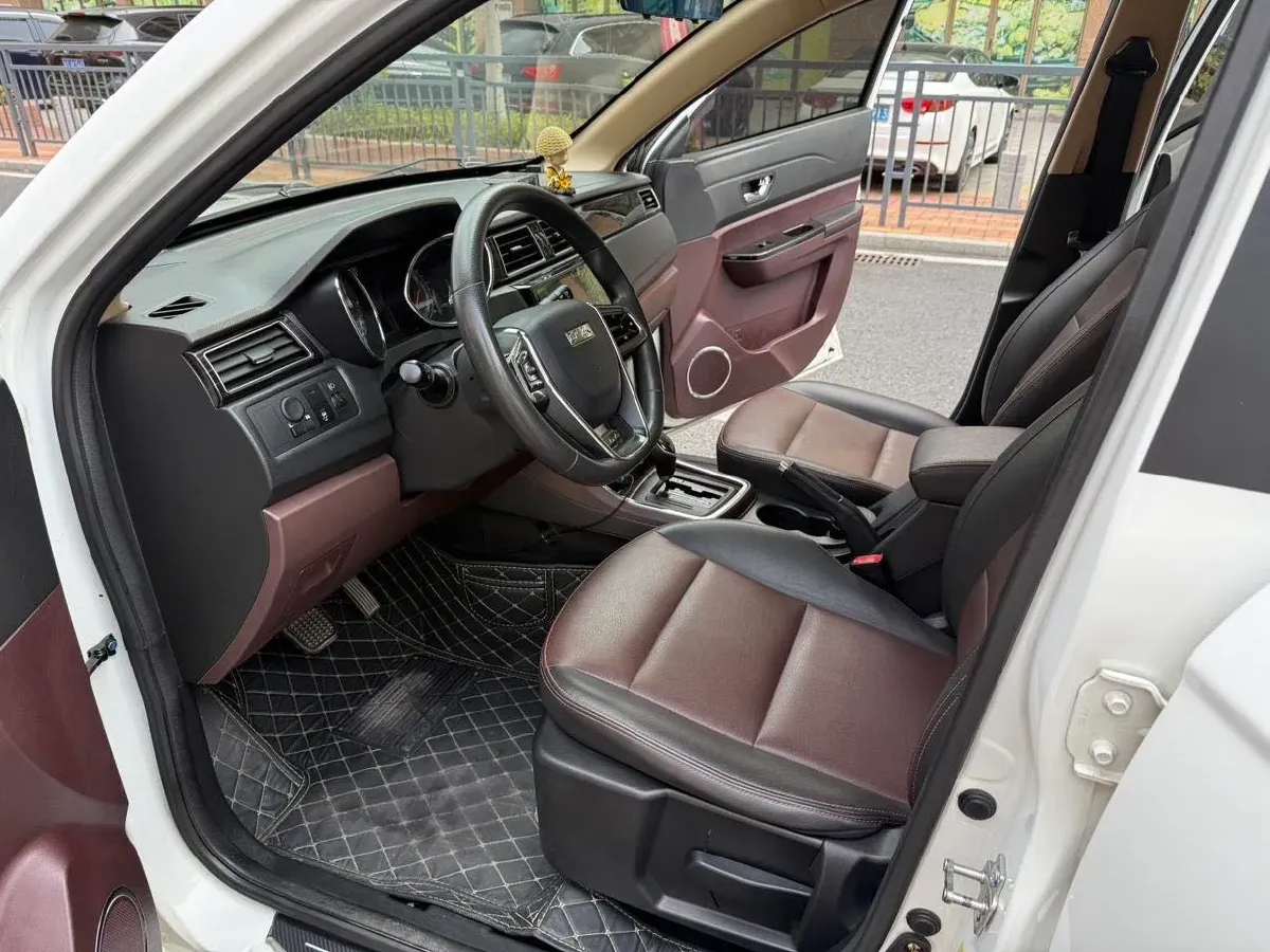 2017 Bestune B30 1.6L 109HP L4 6AT,autocango,china used car exporter,china ev exporter,chinese used car exporter,chinese used ev exporter