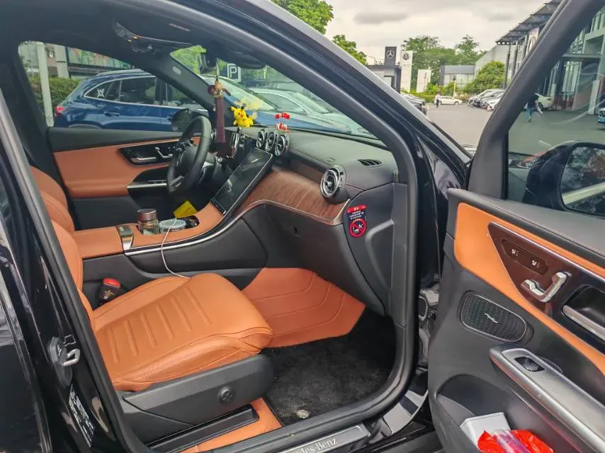 2025 Mercedes-Benz GLC Class 2.0T 258HP L4 9AT,autocango,china used car exporter,china ev exporter,chinese used car exporter,chinese used ev exporter