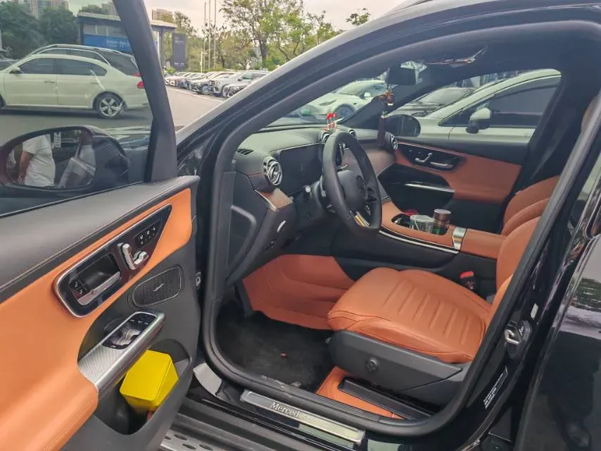 2025 Mercedes-Benz GLC Class 2.0T 258HP L4 9AT,autocango,china used car exporter,china ev exporter,chinese used car exporter,chinese used ev exporter