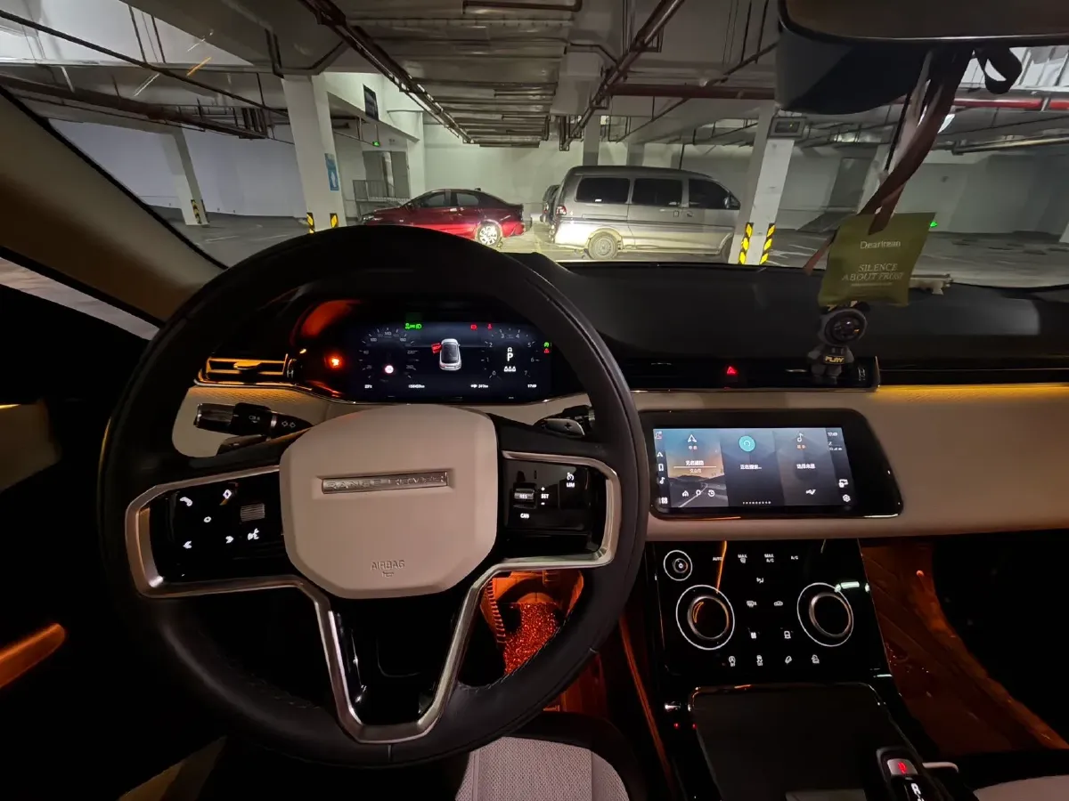 2022 Land Rover Range Rover Evoque 2.0T 200HP L4 9AT,autocango,china used car exporter,china ev exporter,chinese used car exporter,chinese used ev exporter