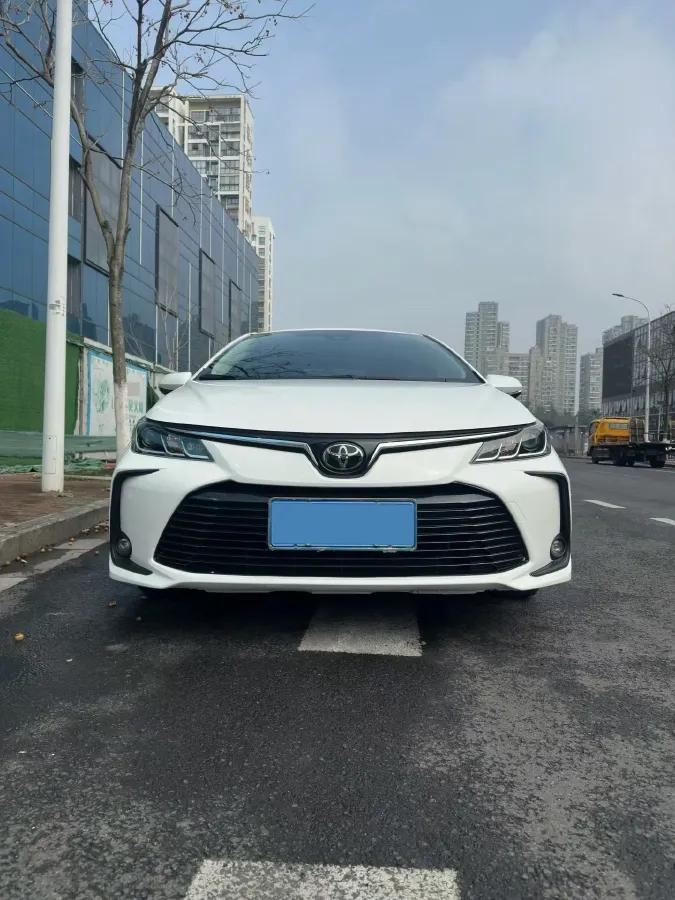 2021 Toyota Corolla 1.2T 116HP L4 CVT,autocango,china used car exporter,china ev exporter,chinese used car exporter,chinese used ev exporter