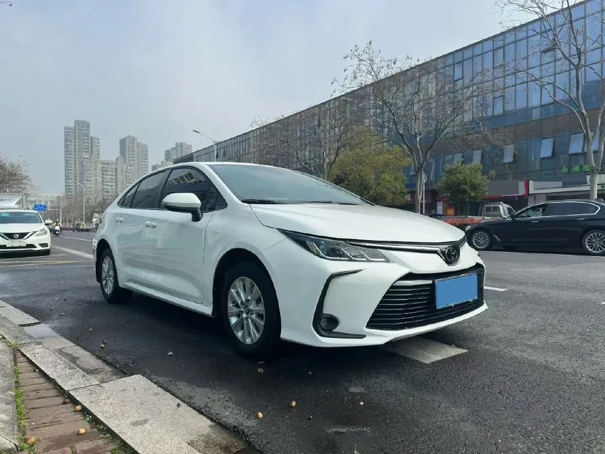 2021 Toyota Corolla 1.2T 116HP L4 CVT,autocango,china used car exporter,china ev exporter,chinese used car exporter,chinese used ev exporter