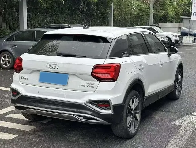 2021 Audi Q2L 1.4T 150HP L4 7DCT,autocango,china used car exporter,china ev exporter,chinese used car exporter,chinese used ev exporter