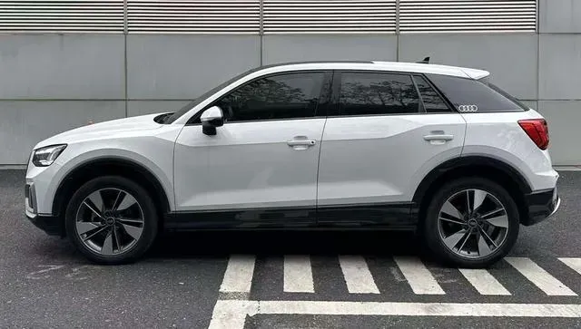 2021 Audi Q2L 1.4T 150HP L4 7DCT,autocango,china used car exporter,china ev exporter,chinese used car exporter,chinese used ev exporter