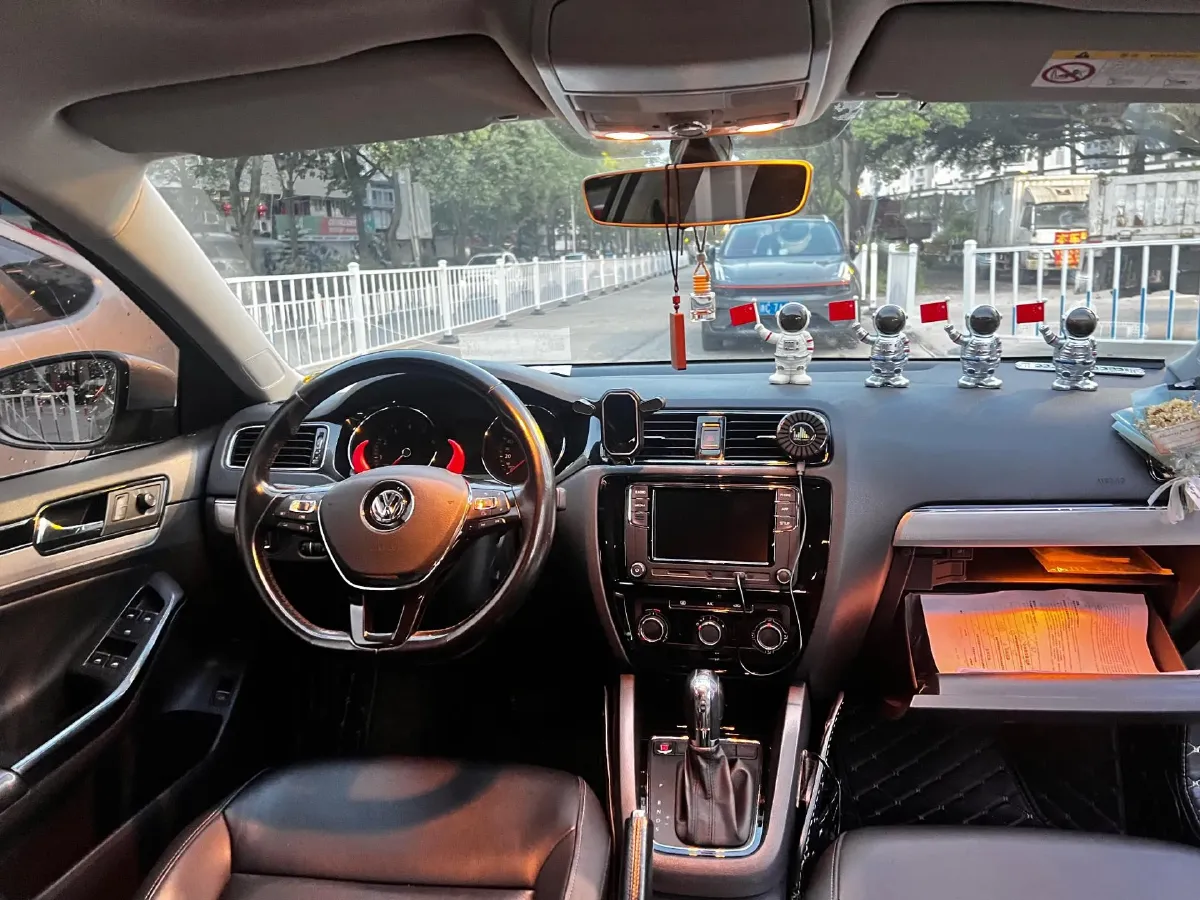 2018 Volkswagen Sagitar 1.2T 110HP L4 7DCT,autocango,china used car exporter,china ev exporter,chinese used car exporter,chinese used ev exporter
