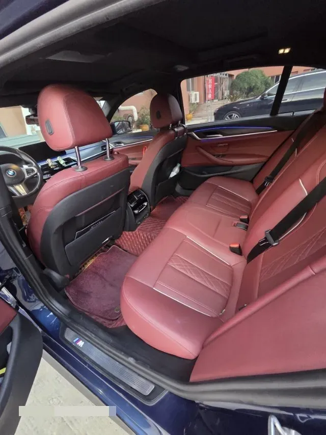 2021 BMW 5 Series 2.0T 252HP L4 8AT,autocango,china used car exporter,china ev exporter,chinese used car exporter,chinese used ev exporter