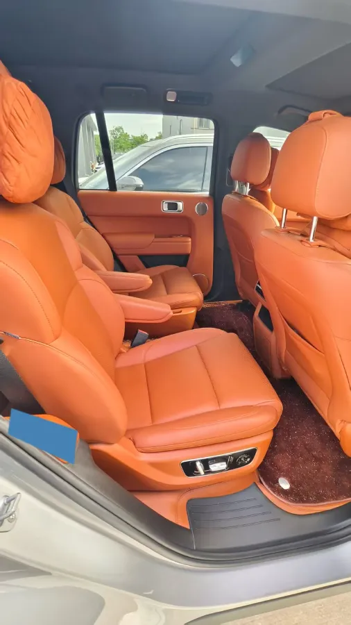 2023 Li L8 Range Extended 154HP REEV 40.9KWH,autocango,china used car exporter,china ev exporter,chinese used car exporter,chinese used ev exporter