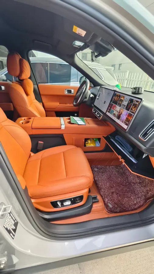 2023 Li L8 Range Extended 154HP REEV 40.9KWH,autocango,china used car exporter,china ev exporter,chinese used car exporter,chinese used ev exporter