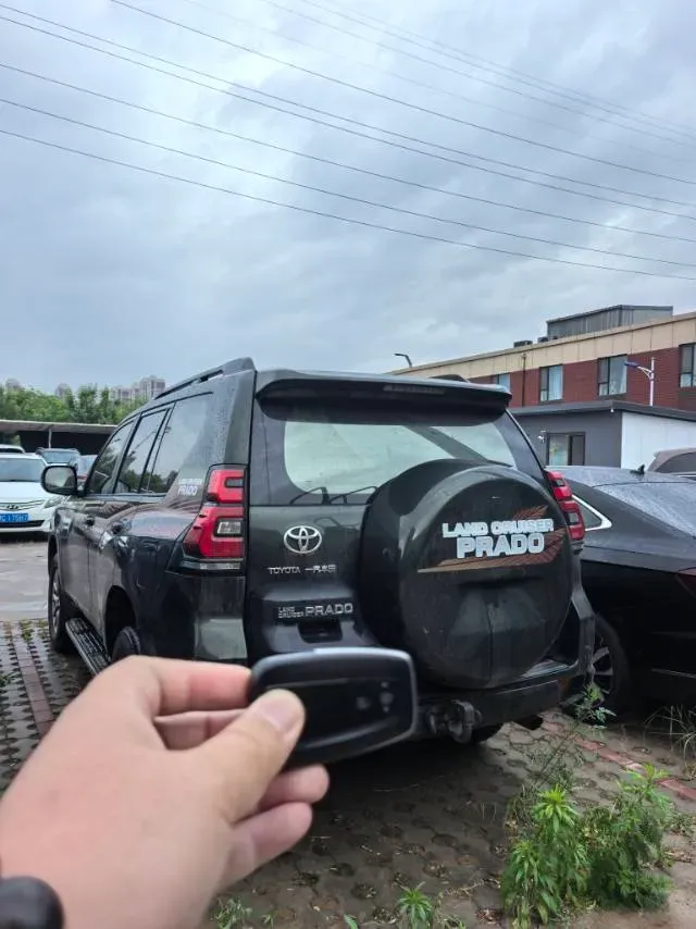 2019 Toyota Land Cruiser Prado 3.5L 280HP V6 6AT,autocango,china used car exporter,china ev exporter,chinese used car exporter,chinese used ev exporter