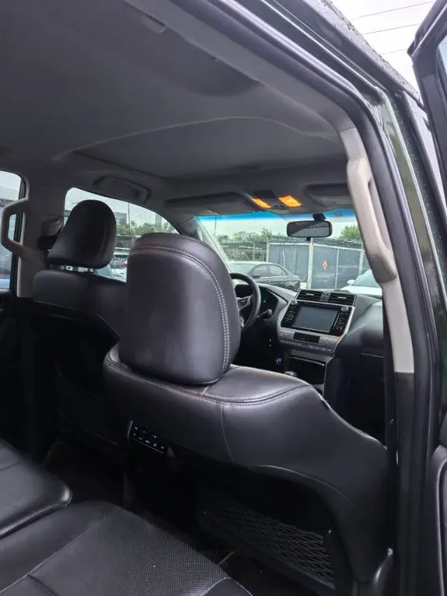 2019 Toyota Land Cruiser Prado 3.5L 280HP V6 6AT,autocango,china used car exporter,china ev exporter,chinese used car exporter,chinese used ev exporter
