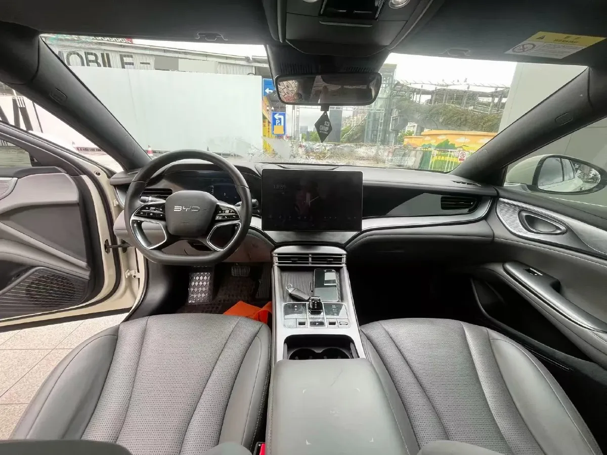 2024 BYD Seal 1.5L 110HP L4 E-CVT PHEV 17.6KWH,autocango,china used car exporter,china ev exporter,chinese used car exporter,chinese used ev exporter