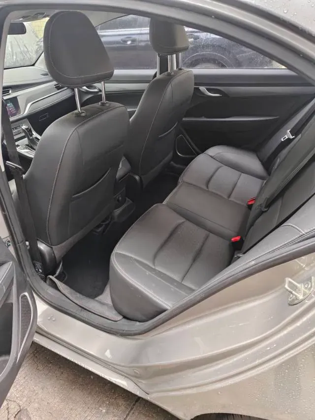 2021 Geely Emgrand 1.5L 109HP L4 CVT,autocango,china used car exporter,china ev exporter,chinese used car exporter,chinese used ev exporter