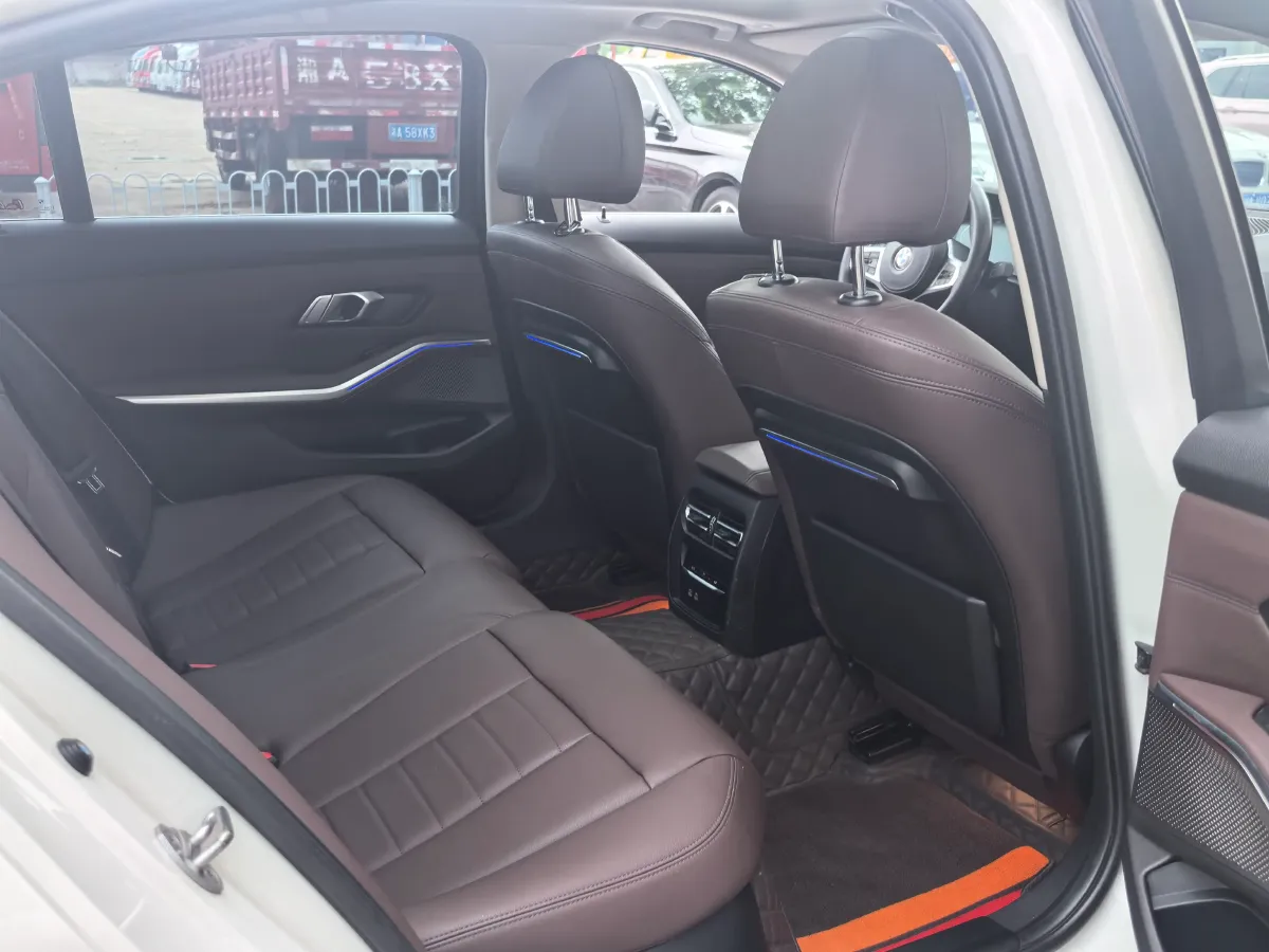 2020 BMW 3 Series 2.0T 184HP L4 8AT,autocango,china used car exporter,china ev exporter,chinese used car exporter,chinese used ev exporter
