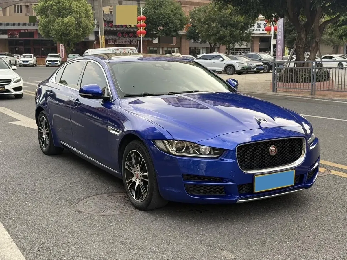 2018 Jaguar XEL 2.0T 200HP L4 8AT,autocango,china used car exporter,china ev exporter,chinese used car exporter,chinese used ev exporter