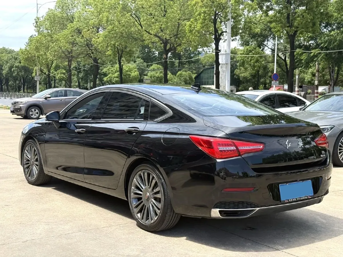 2020 HongQi H5 1.8T 197HP L4 6AT,autocango,china used car exporter,china ev exporter,chinese used car exporter,chinese used ev exporter