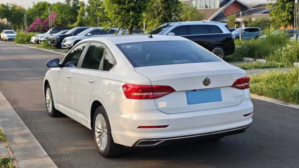 2018 Skoda Karoq 1.4T 150HP L4 7DCT,autocango,china used car exporter,china ev exporter,chinese used car exporter,chinese used ev exporter