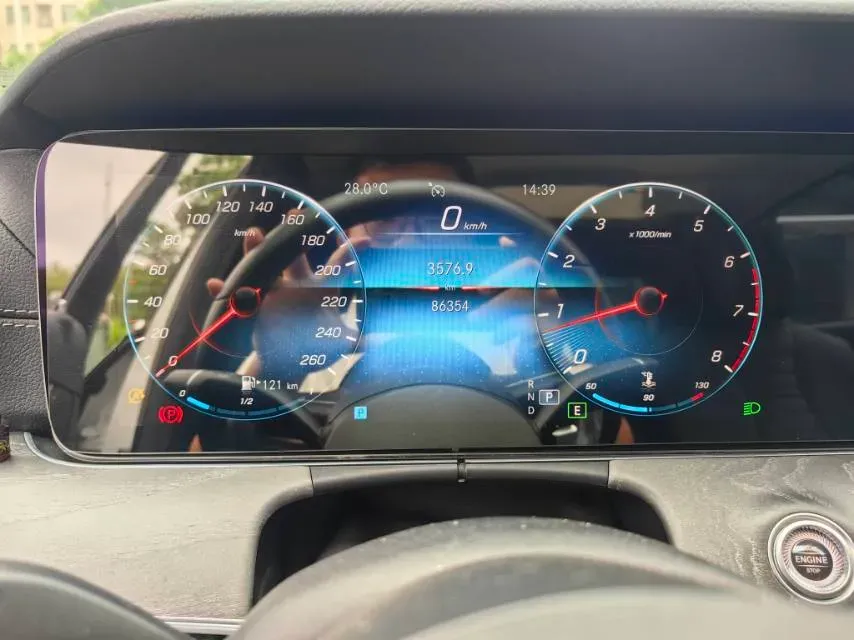 2021 Mercedes-Benz E Class 2.0T 258HP L4 9AT,autocango,china used car exporter,china ev exporter,chinese used car exporter,chinese used ev exporter