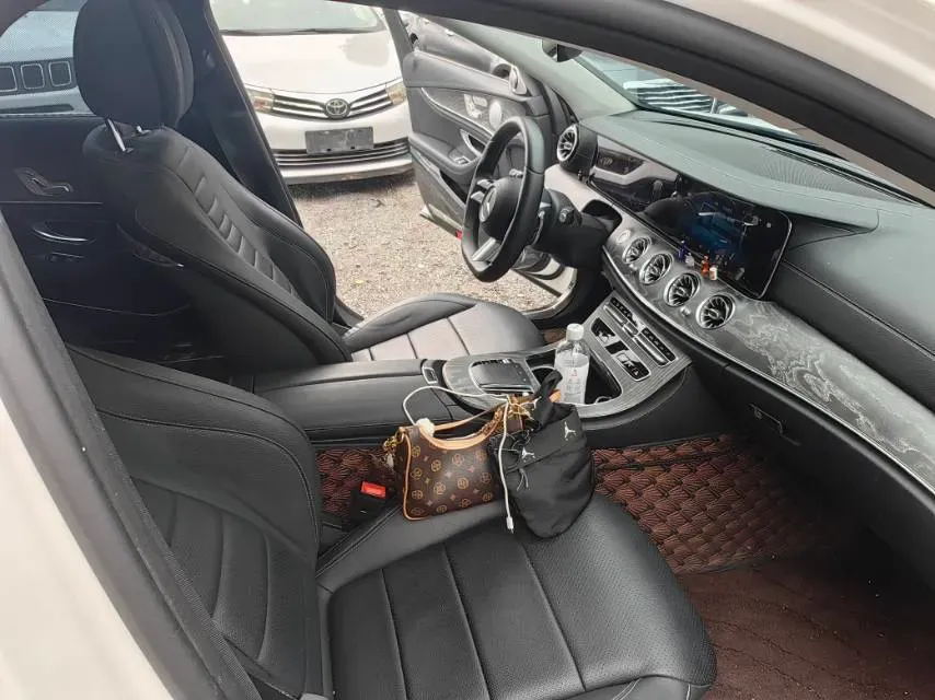 2021 Mercedes-Benz E Class 2.0T 258HP L4 9AT,autocango,china used car exporter,china ev exporter,chinese used car exporter,chinese used ev exporter