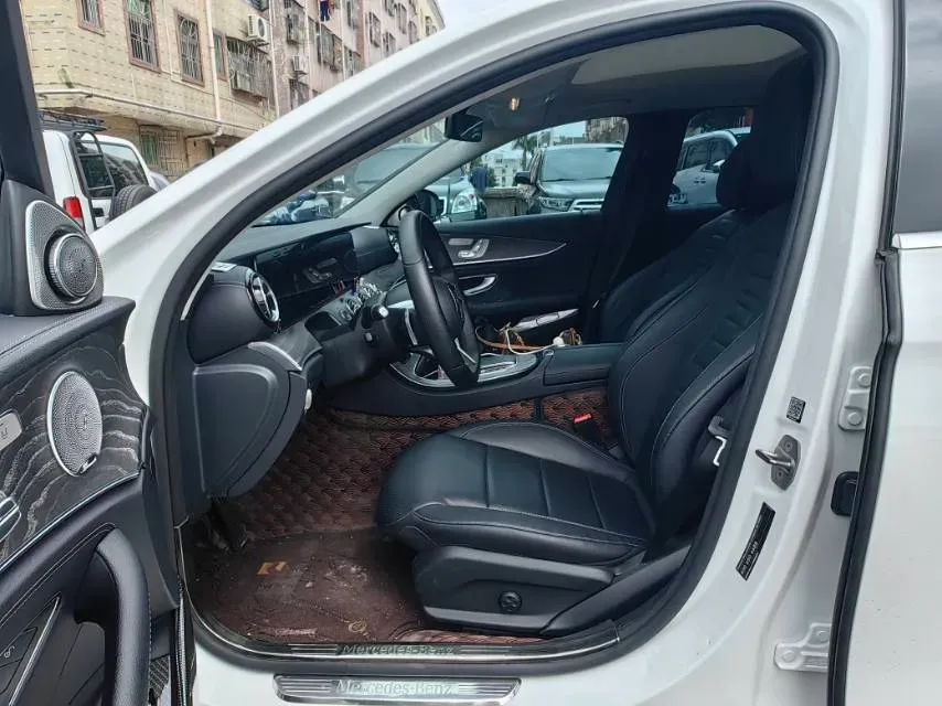 2021 Mercedes-Benz E Class 2.0T 258HP L4 9AT,autocango,china used car exporter,china ev exporter,chinese used car exporter,chinese used ev exporter