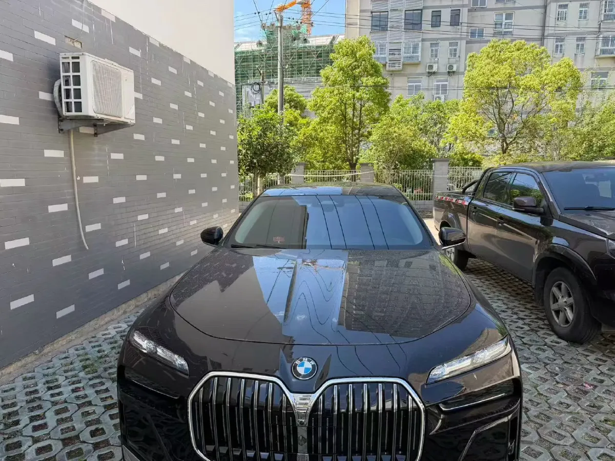 2023 BMW 7 Series 3.0T 381HP L6 8AT,autocango,china used car exporter,china ev exporter,chinese used car exporter,chinese used ev exporter