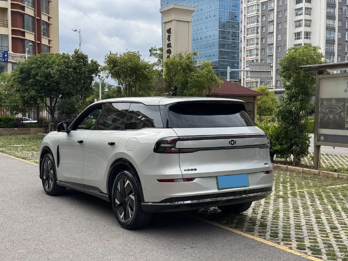 2025 ChangAn QiYuan Q07 1.5L 98HP L4 E-CVT PHEV,autocango,china used car exporter,china ev exporter,chinese used car exporter,chinese used ev exporter