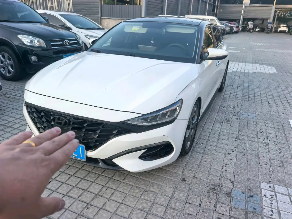 2019 Hyundai La Festa 1.6T 190HP L4 7DCT,autocango,china used car exporter,china ev exporter,chinese used car exporter,chinese used ev exporter