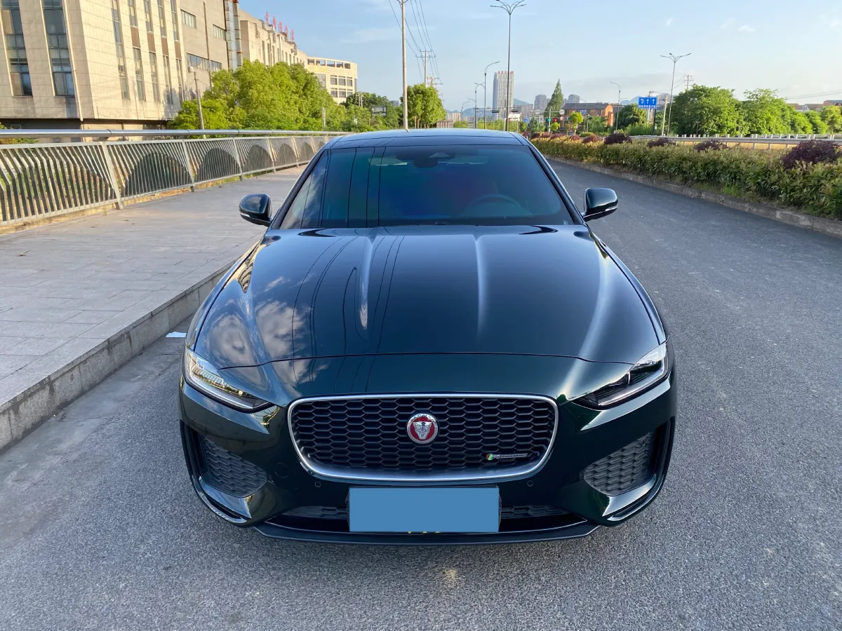 2022 Jaguar XEL 2.0T 250HP L4 8AT,autocango,china used car exporter,china ev exporter,chinese used car exporter,chinese used ev exporter